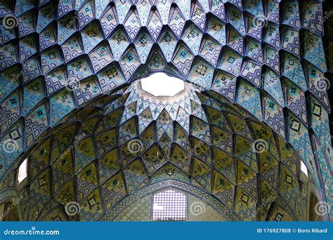 Iranian Mosque Ceiling in Isphan Stock Photo - Image of iranian, minaret: 176927808