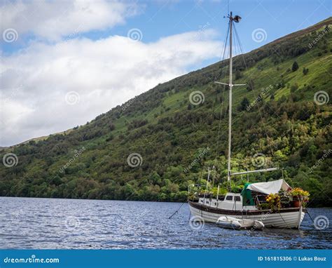 Sailing Boat Scenery in Loch Ness Scotland Editorial Photo - Image of beauty, landscape: 161815306