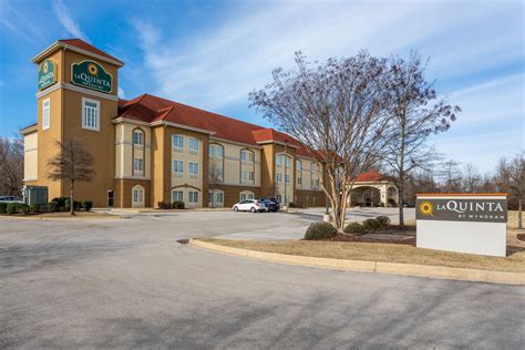 La Quinta Inn & Suites by Wyndham Huntsville Airport Madison | Madison ...