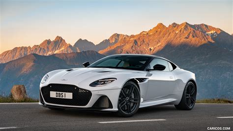 Aston Martin DBS Superleggera White Stone | 2019MY | Front Three-Quarter