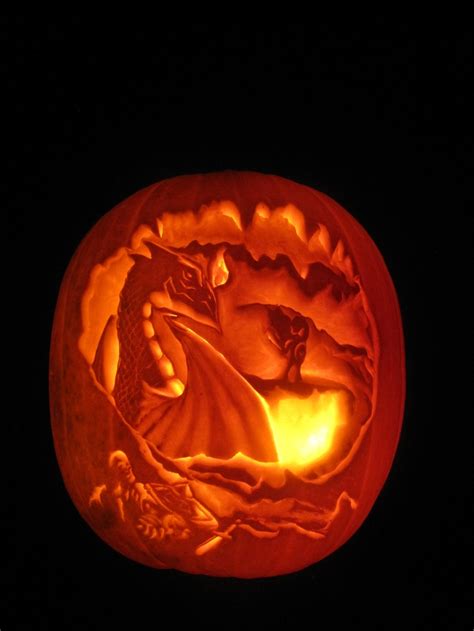 17 Best images about dragon carved pumpkins on Pinterest | Chinese dragon, Pumpkins and Carved ...