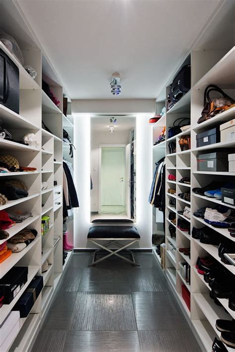 10+ Walk In Closet Images – HomeDecorish