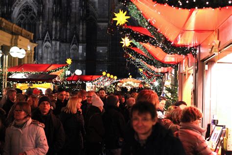 Cologne Christmas Markets - Emma Louise Layla