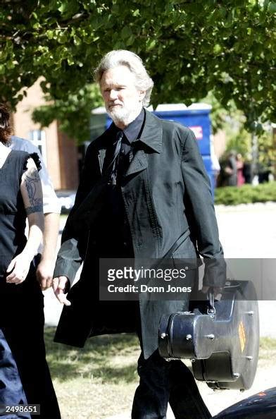 Kris Kristofferson attends the funeral for country music legend... News ...