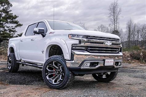 2019 Black Widow Trucks Reviewed | Burlington Chevrolet