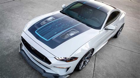 Ford Mustang Lithium Electric Pony Car Revealed: 800 Volts, 900 HP