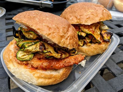 [Homemade] Chicken Parmigiana sandwich with grilled zucchini : food