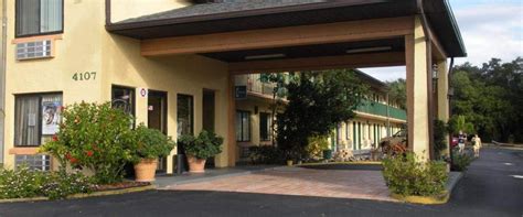 Ambassador Inn – Kissimmee – Set in Kissimmee, 400 yards from Osceola ...