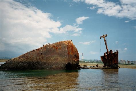 Shipwreck 6 | Shipwreck of off Camp Kinser, Okinawa. I waite… | Flickr