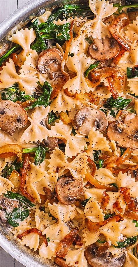 Creamy Bow Tie Pasta with Mushrooms, Spinach, Caramelized Onions ...