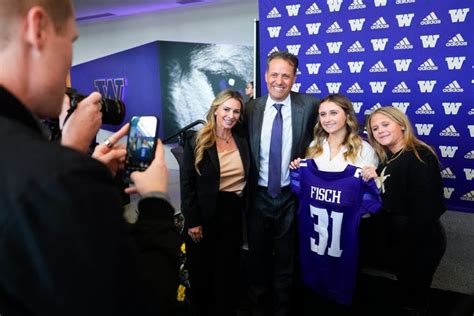 Washington Huskies introduce football coach Jedd Fisch to Seattle