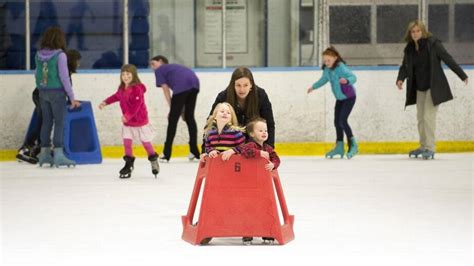 Bellingham Sportsplex offers ice skating lessons for young children | Bellingham Herald