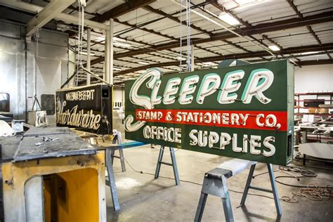 Vintage Neon Signs to Light Up Golden 1 Center | Comstock's magazine