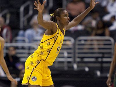 Los Angeles Sparks Roster - 2023 Season - WNBA Players & Starters ...