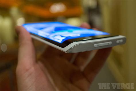 Samsung shows off flexible OLED phone prototype (hands-on) - The Verge