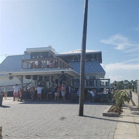 ISLANDER 71 FISH HOUSE AND DECK BAR, Isle of Palms - Menü, Preise & Restaurant Bewertungen ...