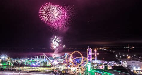 Seafront Fireworks - Visit Southend