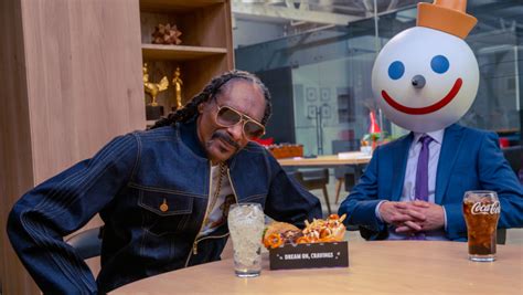 Jack in the Box and Snoop Dogg Enjoy Munchie Meal | DesignRush