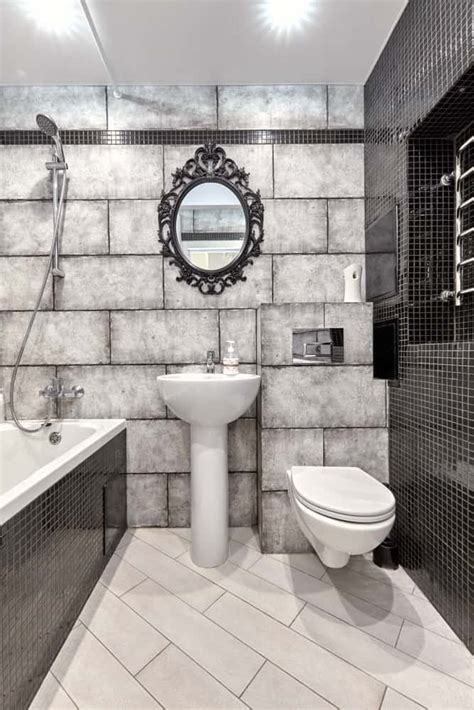 Traditional Bathroom Tile Ideas