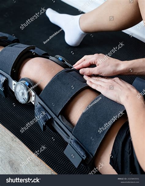 Female Buckling Knee Orthosis Knee Support Stock Photo 2225843551 ...