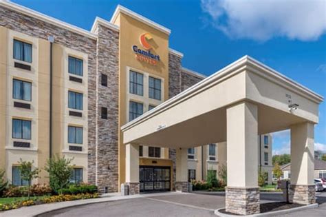 Comfort Suites Columbus Airport | Northeast Columbus, OH | VacationRenter