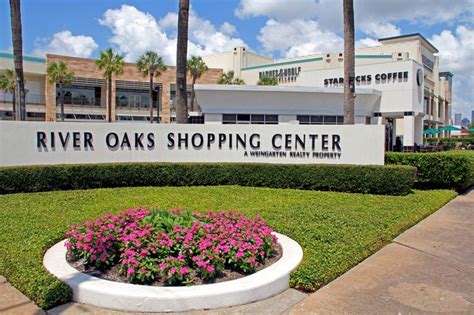 River Oaks | River, Oaks, Shopping center