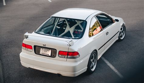 This $200 Honda Civic Coupe Is a Priceless Lesson in the Art of DIY