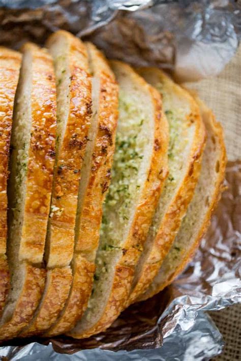 Sliced Garlic Bread Loaf (For a Crowd!) - Dinner, then Dessert