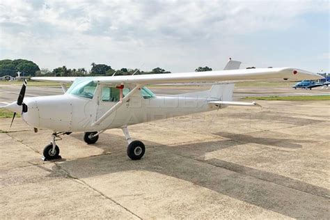 1981 CESSNA 152 AEROBAT For Sale in Opa-Locka, Florida | Controller.com