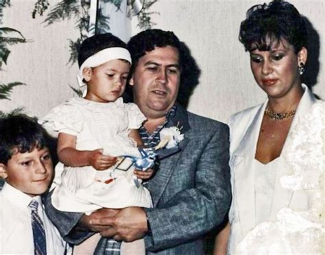 Pablo Escobar family: siblings, parents, children, wife