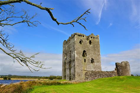 Threave Castle in Scotland, In 1452, William Douglas, 8th Earl of ...