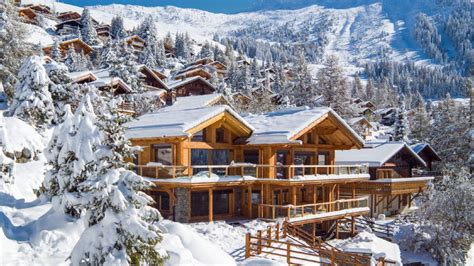 5 Standout Ski Chalets for the Winter Vacation of Your Dreams