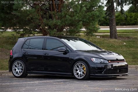 Black Mk7 VW Golf R - BenLevy.com