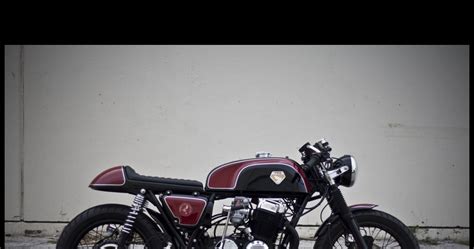 Hell Kustom : Honda CB750 By The Dime City