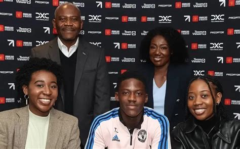 Kobbie Mainoo's parents: From Ghana to raising a superstar in England ...