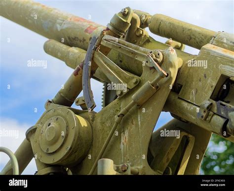 75mm hi-res stock photography and images - Alamy