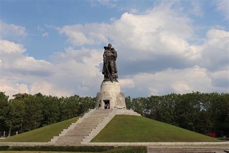 Treptower Park (Berlin) - 2020 All You Need to Know BEFORE You Go (with Photos) - Tripadvisor