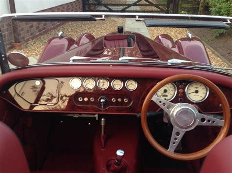 Traditional Morgan Dashboards [Photos] - Talk Morgan - Morgan Sports Car Discussion Forum ...