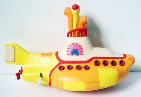 Toy057 "Yellow Submarine" by Heinz Edelmann from McFarlane (2004) #Toy ...