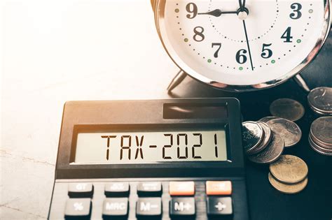 How To File Taxes: An Ultimate Guide To Filing Taxes In 2021