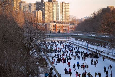 Skating on The Rideau Canal | Amusing Planet