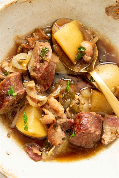 Dublin Coddle Recipe (Irish Sausage and Potato Stew) | Wholefully