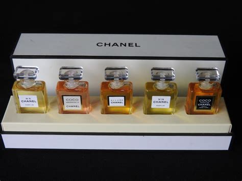 Lot - A Boxed Chanel Mini Fragrance Set - France