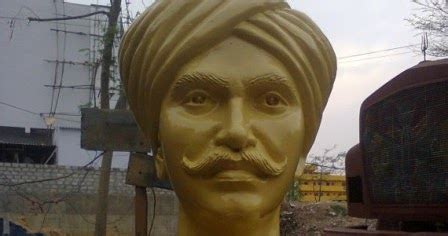 Indian sculptures: Komaram Bheem Statue