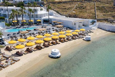 [Reviews] The 17 BEST Mykonos Beach Hotels (+ Resorts & Villas)