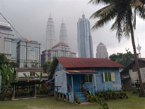 Traditional Architecture of Kampung Baru | Page 2 | SkyscraperCity Forum