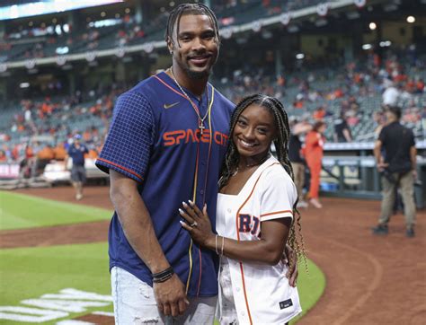 Despite Being a Houston Native, Simone Biles’ Husband Jonathan Owens ...