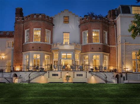 Taplow House Hotel in Hertfordshire & Buckinghamshire and nr Windsor : Luxury Hotel Breaks in the UK