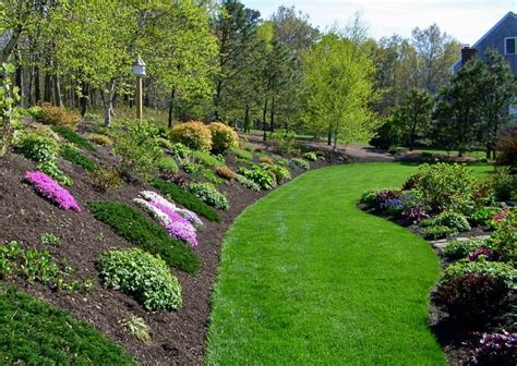 Elegant Landscaping Ideas For Steep Hills Beautiful Landscaping Ideas ...