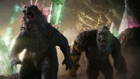 You Need to See Godzilla and Kong Running in the Trailer for The New Empire: Watch